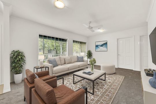 Lifestyle Communities Seasons - Charming ranch-style home