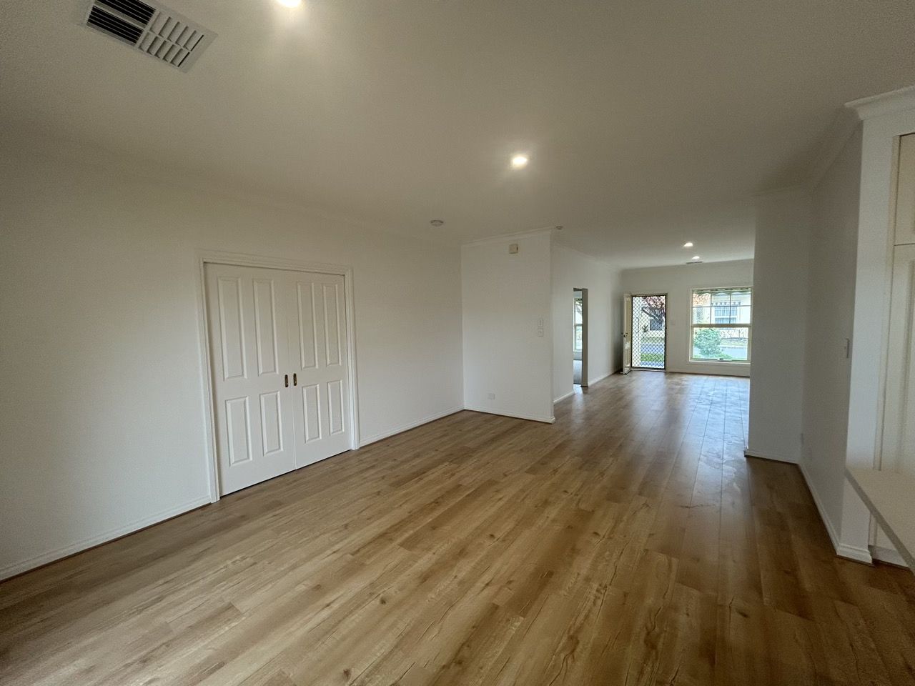 Large 2 Bedroom Renovated Home in Stuart Grove!