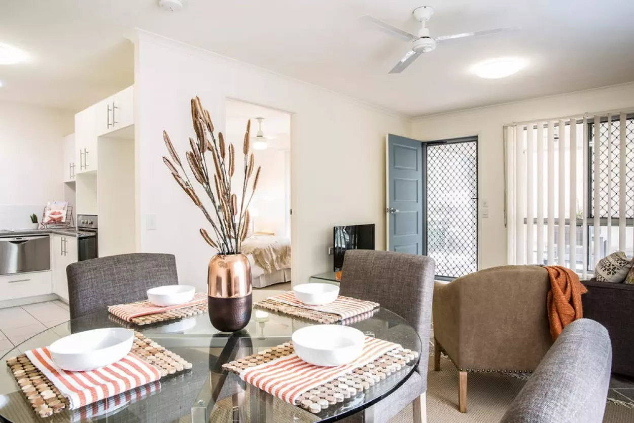 Oak Tree Retirement Village Boronia Heights - 2 Bed + 1 Bath Villa