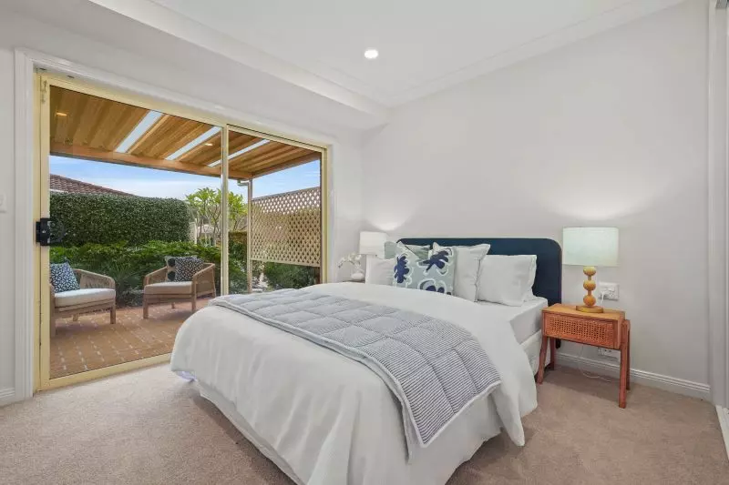 Lovely light-filled villa with all the comforts you need