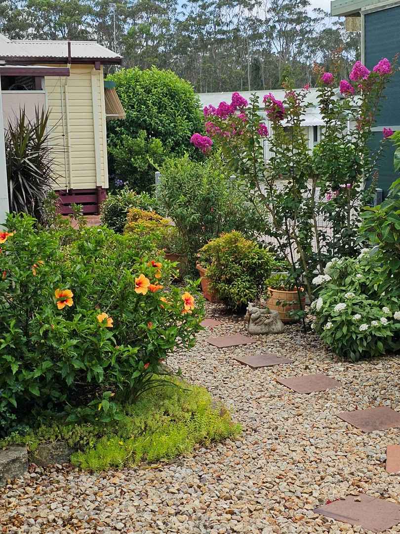 UNDER OFFER - a big deduction for URGENT SALE!- 