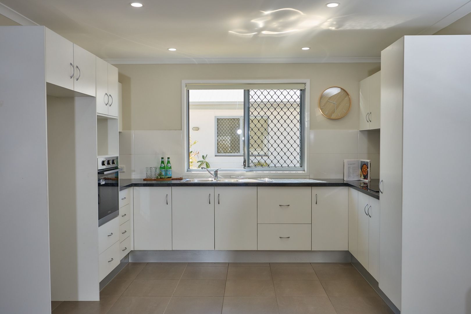 Oak Tree Retirement Village Cairns - Villa 68 - 2 Bed + 1 Bath + Study 