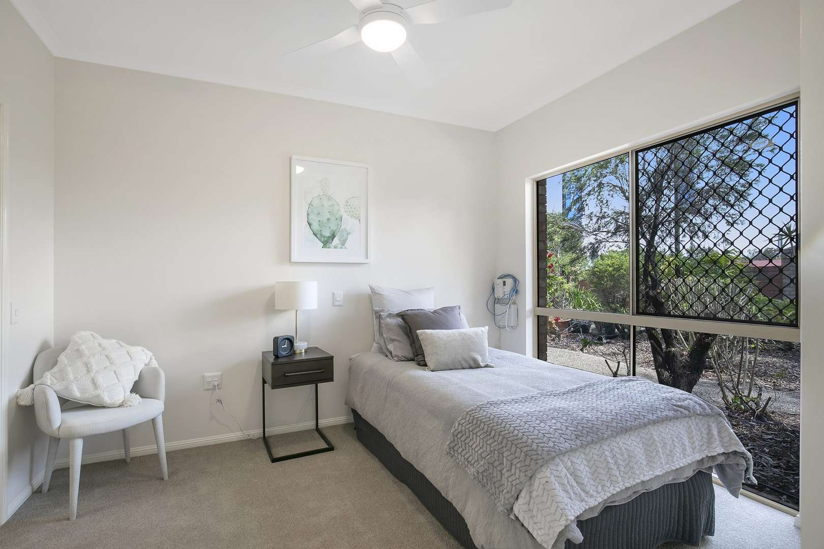 One-bedroom serviced apartment - Under refurbishment