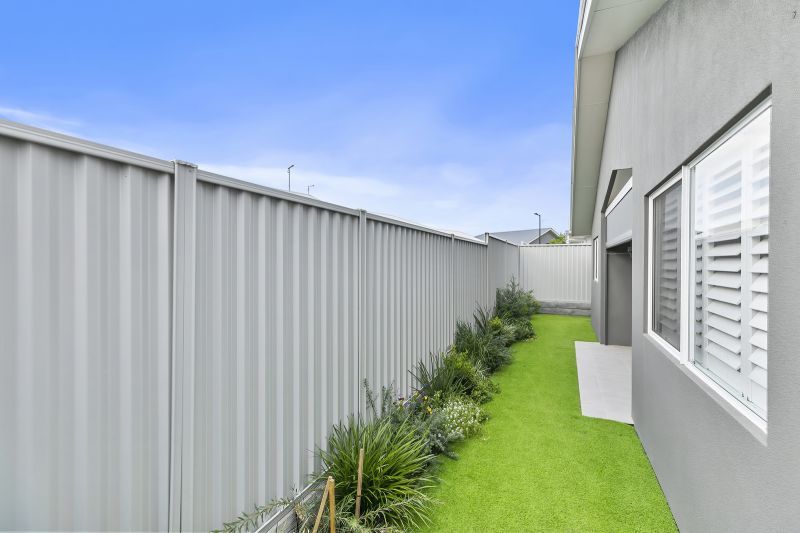 Vibrant, Stylish Living – Move in Ready!