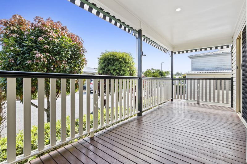 Spacious Home with Sunroom - Ready for You to Move In!