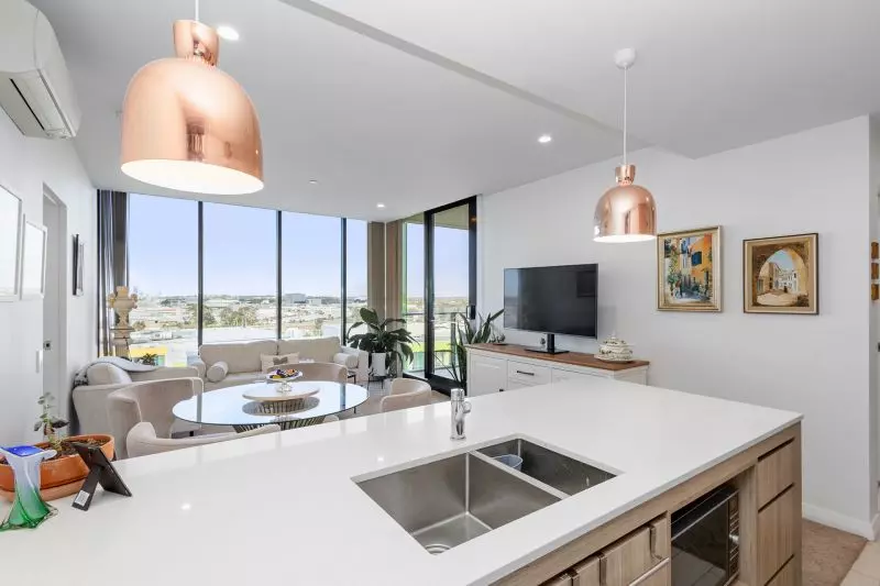 Stunning Views!! Lifestyle and Convenience!