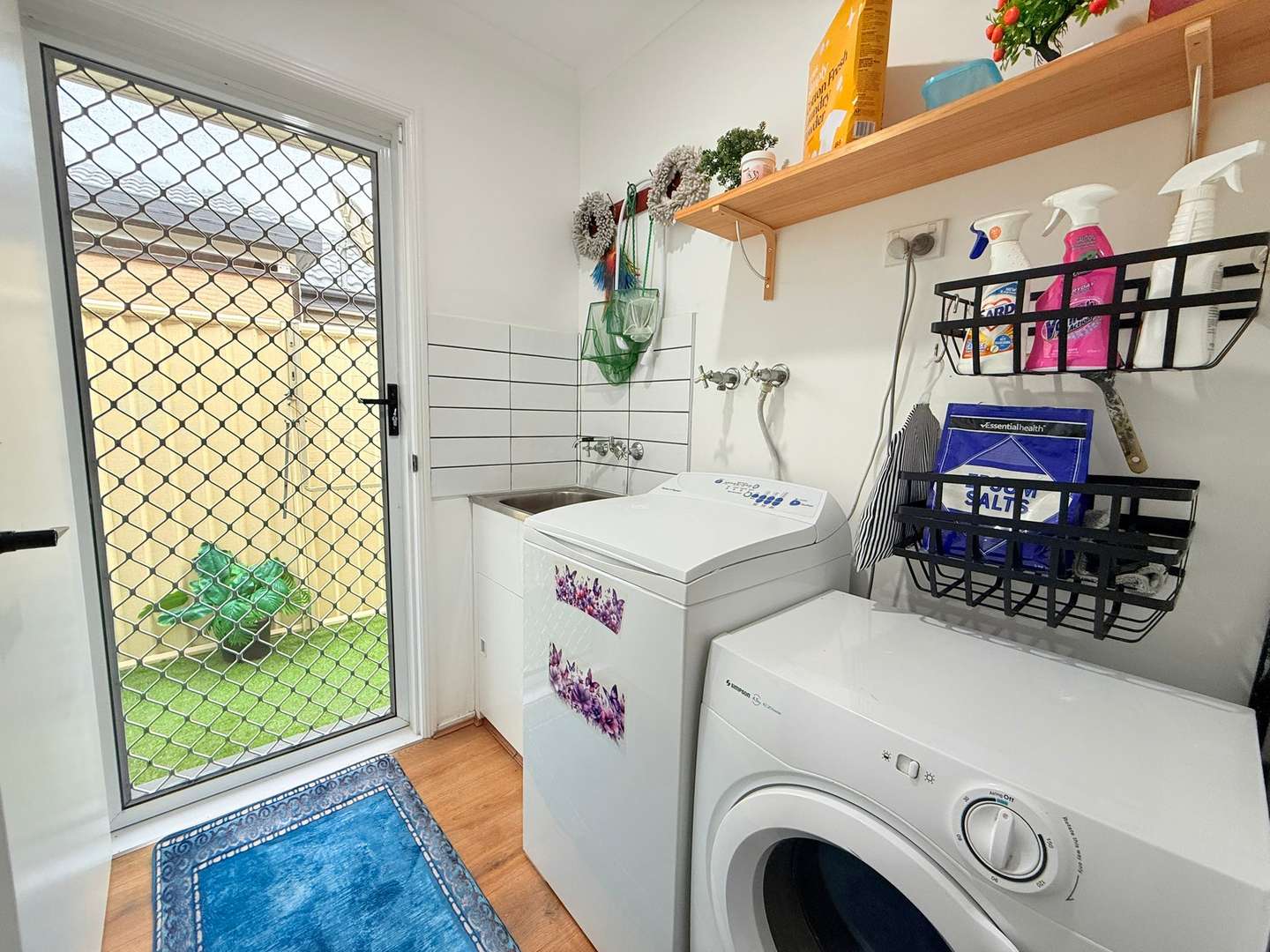The Perfect Home When Downsizing - Fresh & Ready to Move In!
