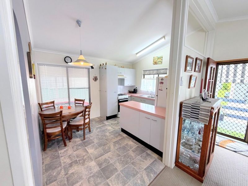 Spacious, Sunny & Set for Lifestyle!