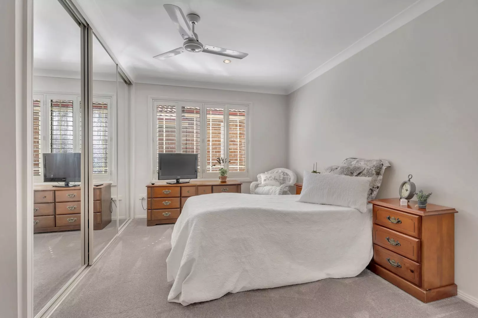 Ground Floor Retirement Unit with Garage 