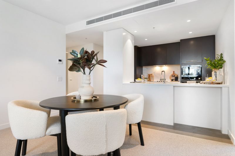Enjoy Effortless Retirement Living in a Modern 3-Bed Carlton Apartment