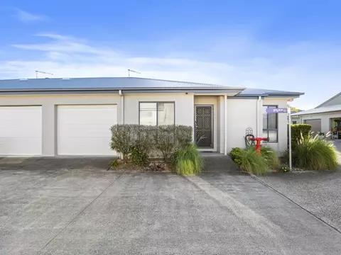 Rightsize at Logan Village Links- Where everyday feels like a holiday