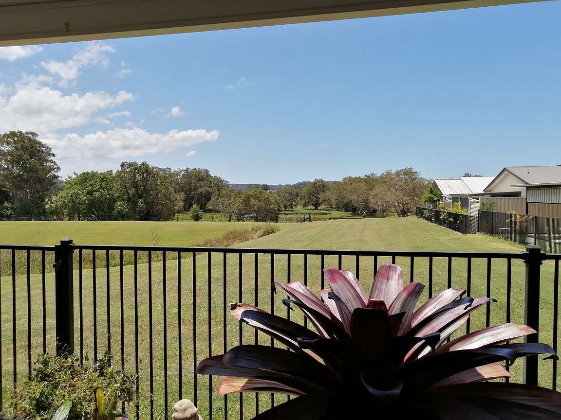 Great location for this two bedroom plus study in Palm Lake Resort Eagleby