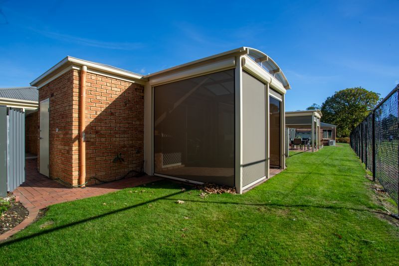 Spacious villa with golf course views