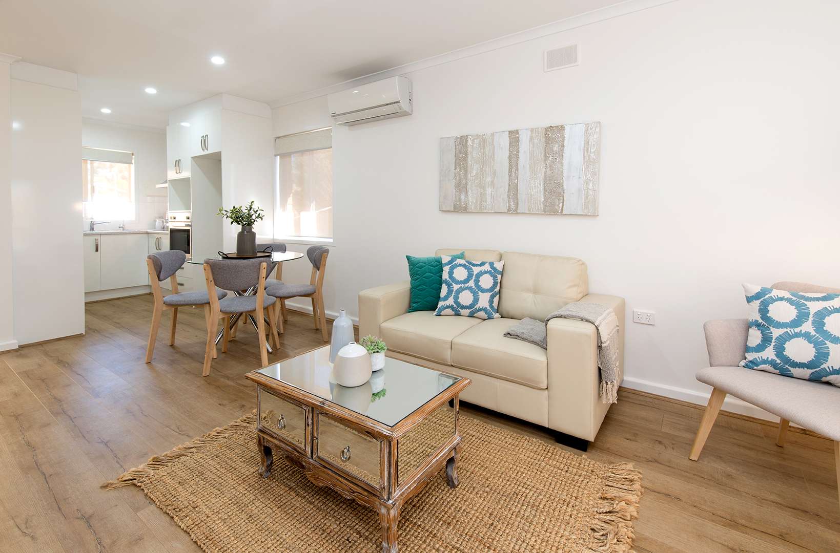 Eldercare Collett Barker: rent a refurbished one-bedroom unit in the heart of Mt Barker