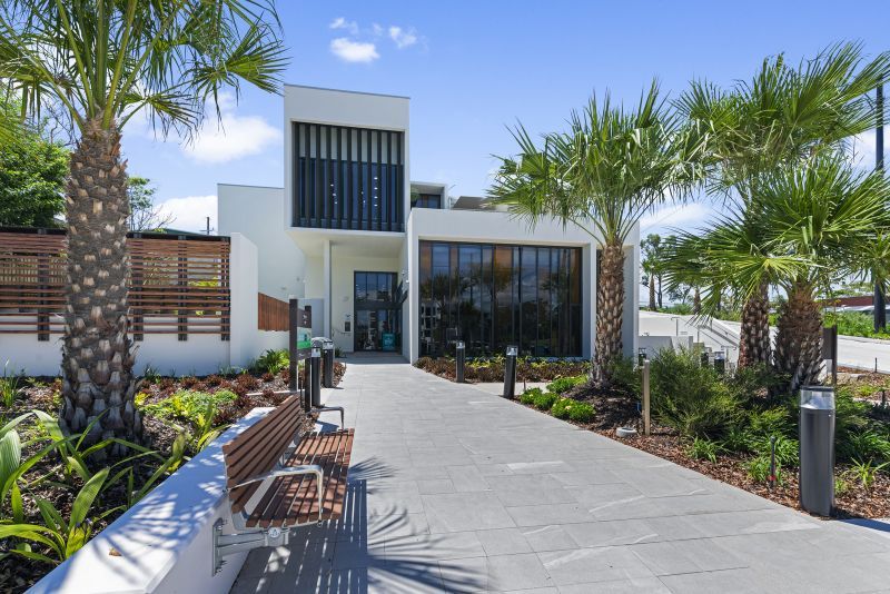 Abundantly lit north-facing apartment on the Gold Coast