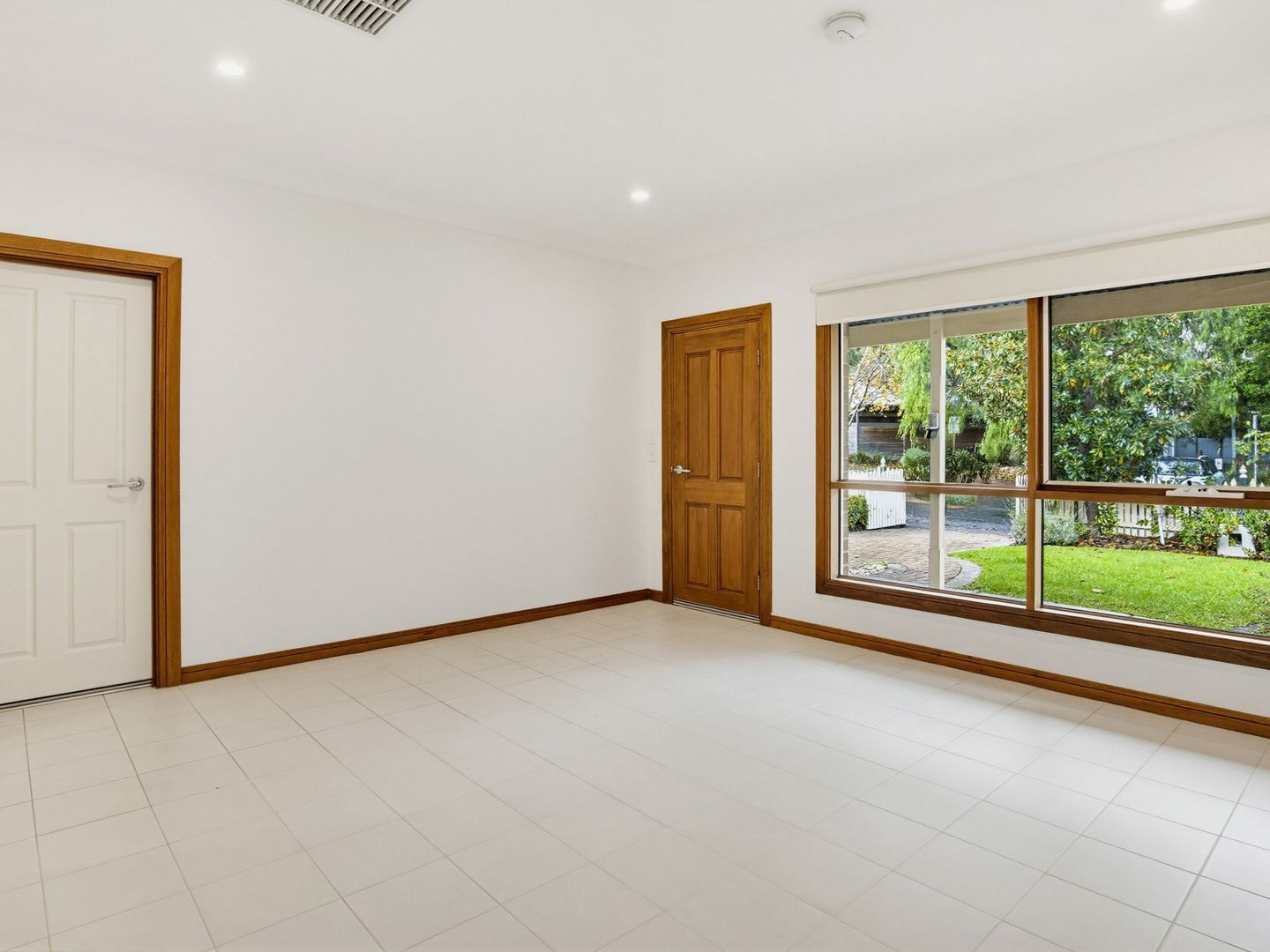 3/5 Cornish Street