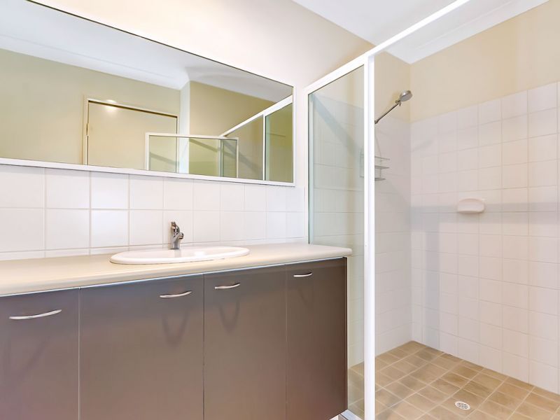 ARCADIA WATERS MADDINGTON - Located on the Waterway