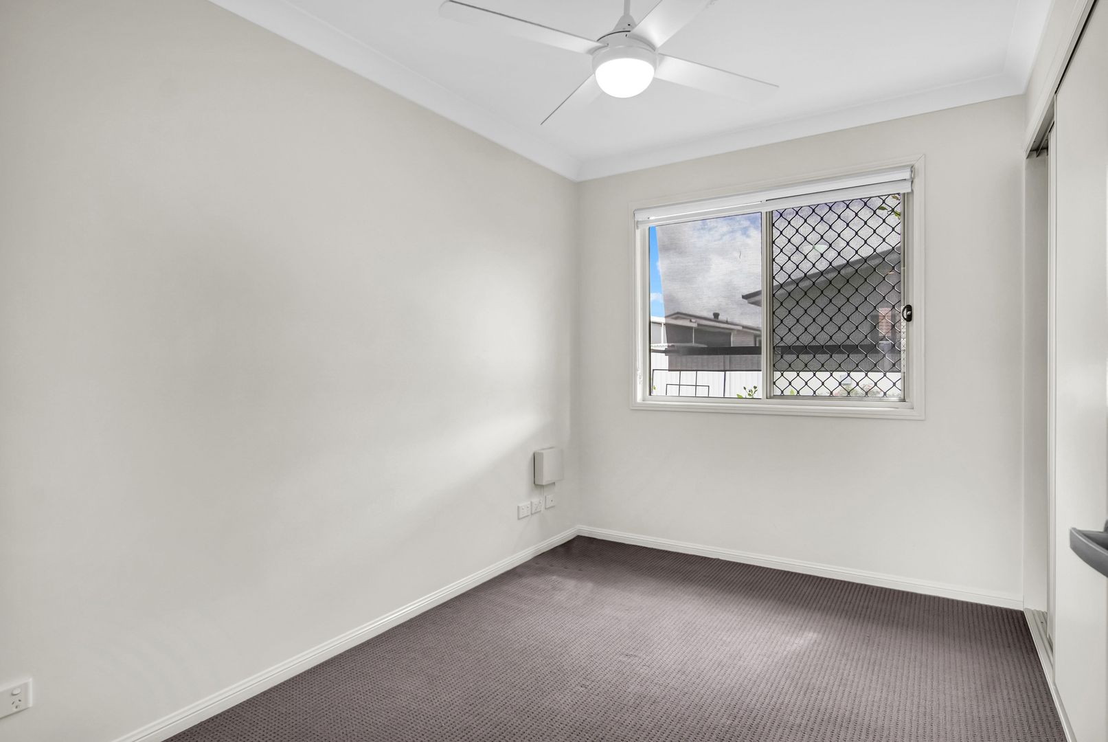 Only 6 years old - Relax in comfort in a Over 50's Gated Lifestyle Complex