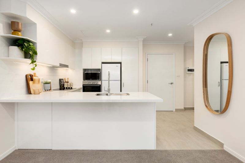 Cozy one-bedroom with exclusive courtyard access