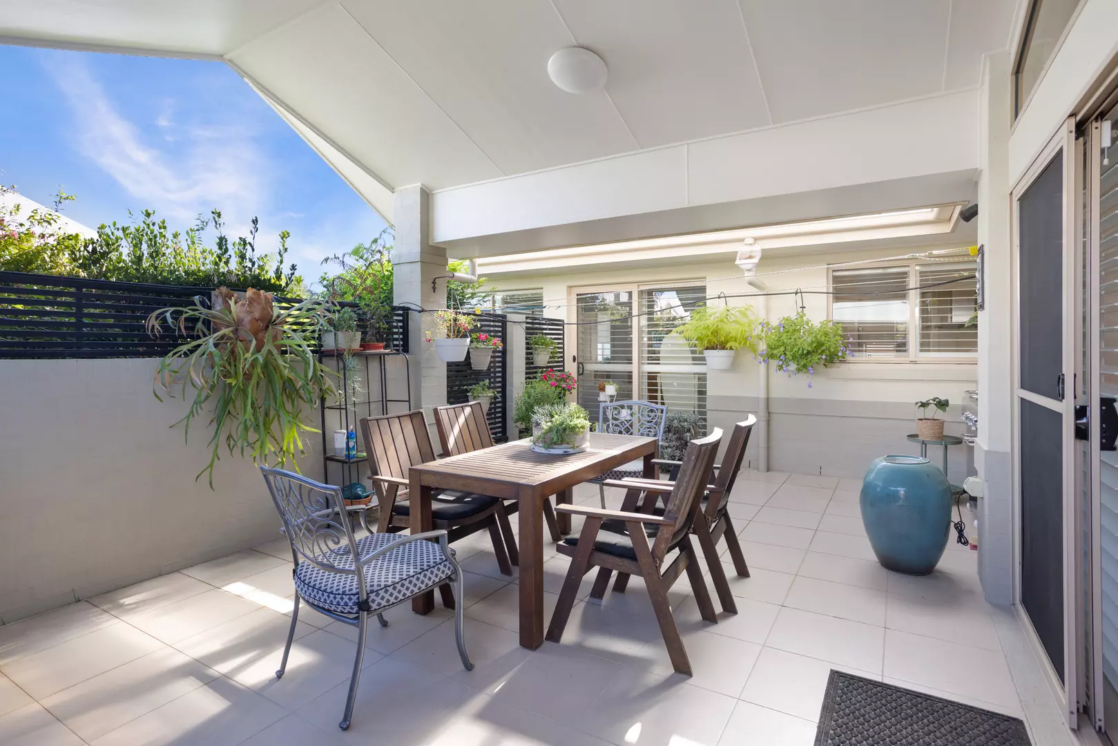 Cezanne B by Palm Lake Resort Tea Gardens