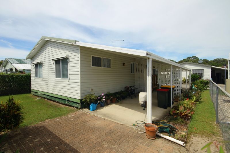 Tweed Broadwater Village, an Over 50's Pet Friendly Lifestyle Village.