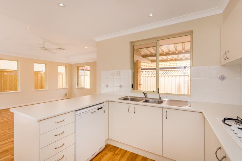 ARCADIA WATERS MANDURAH - PRICE REDUCED GREAT VALUE