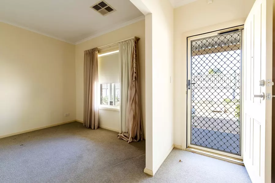 Solar System with Battery - Three Bedroom