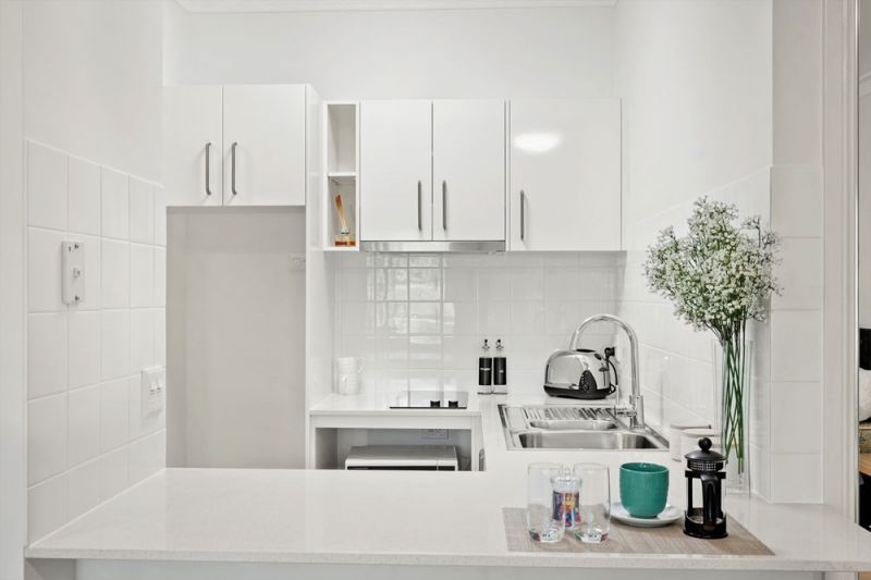 Beautifully refurbished studio serviced apartment