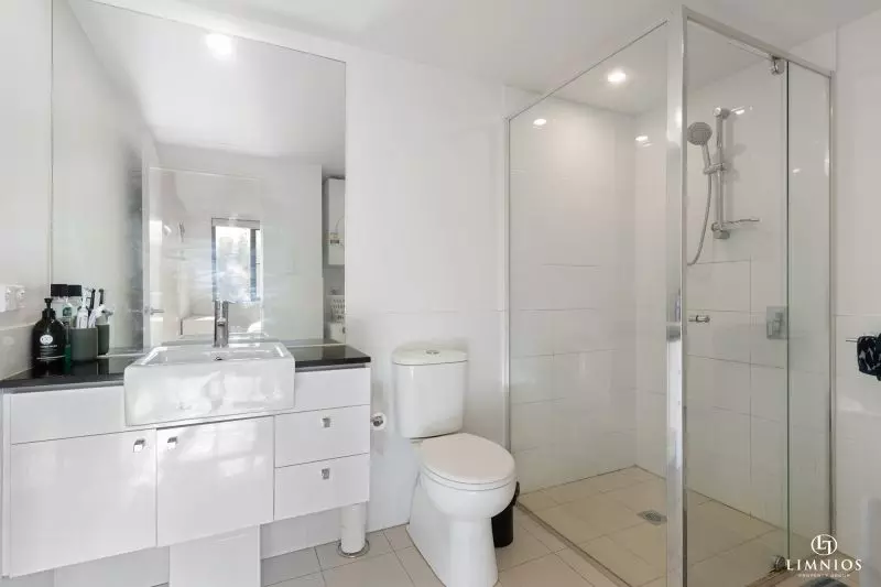 Lifestyle Investment On The City Fringe!