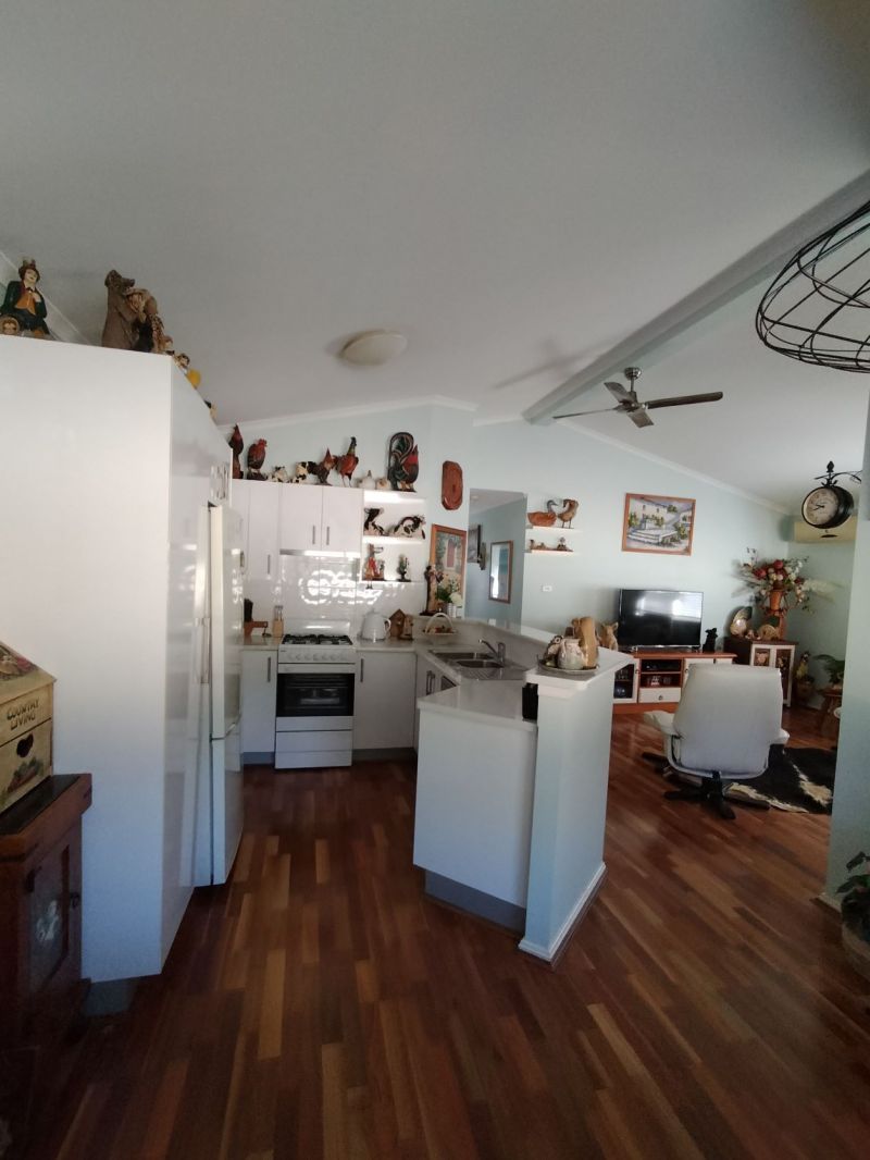 crystal waters estate site 17