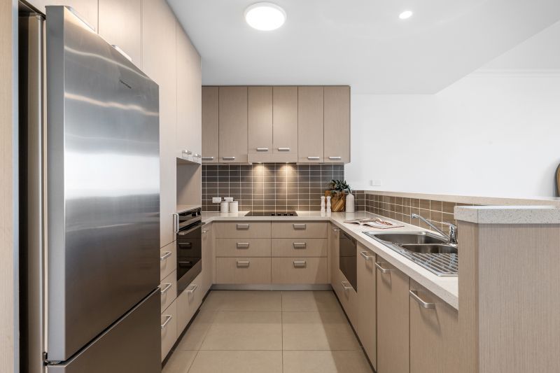 Superb Lifestyle Offering Stunning Bay Views