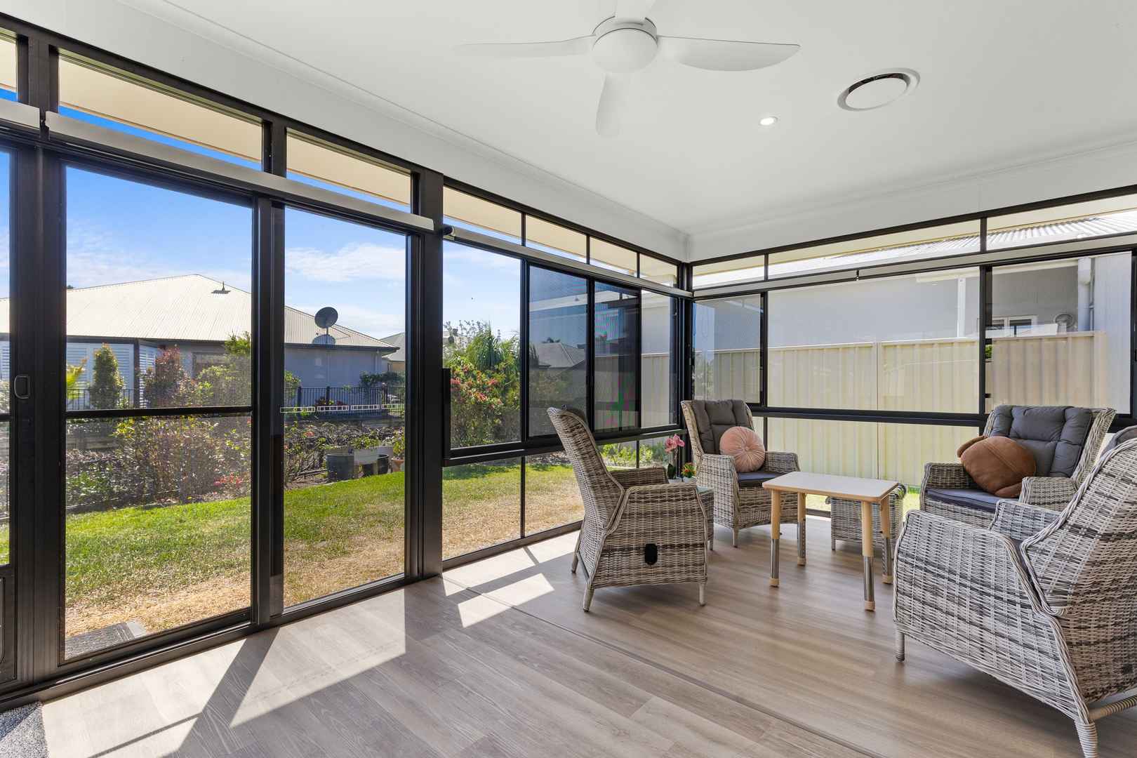 Palm Lake Resort Hervey Bay - Love the Lake Home 83