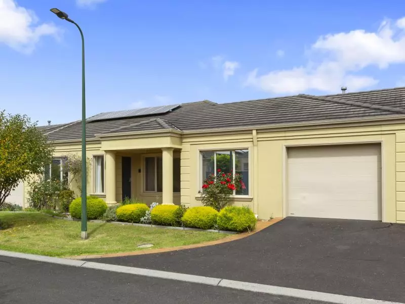 Spacious Villa with Flexible Living Options