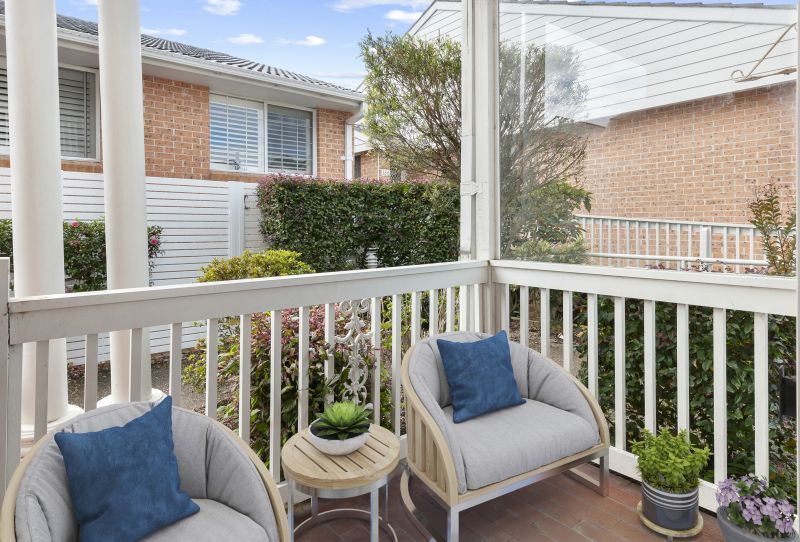 Newly renovated spacious ground floor unit in ideal location.