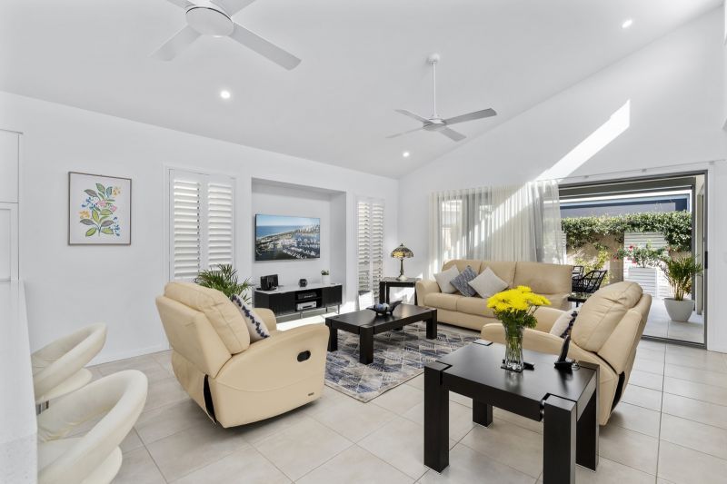 Site 186 - Established Atoll