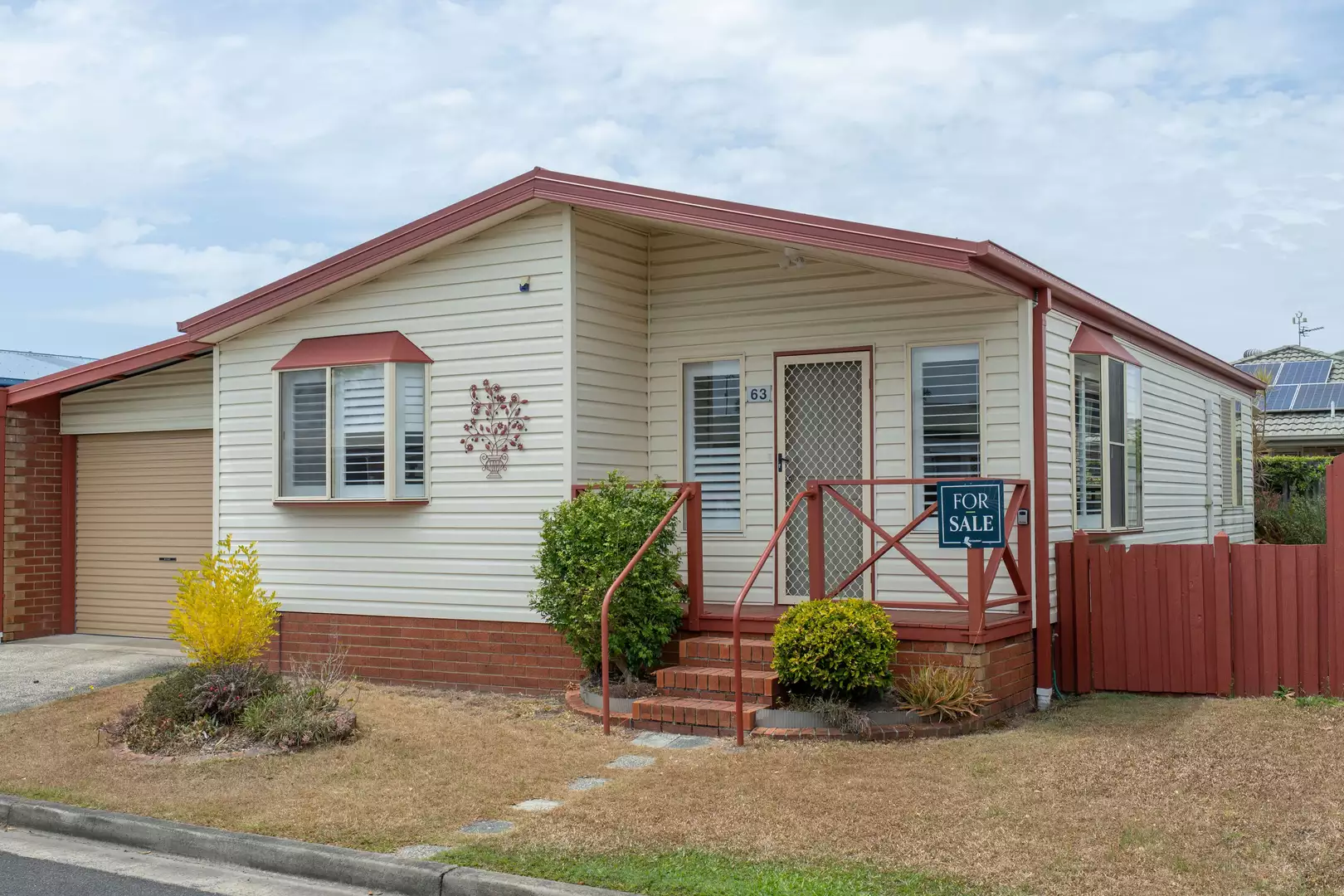 Lovely 2 Bedroom Home