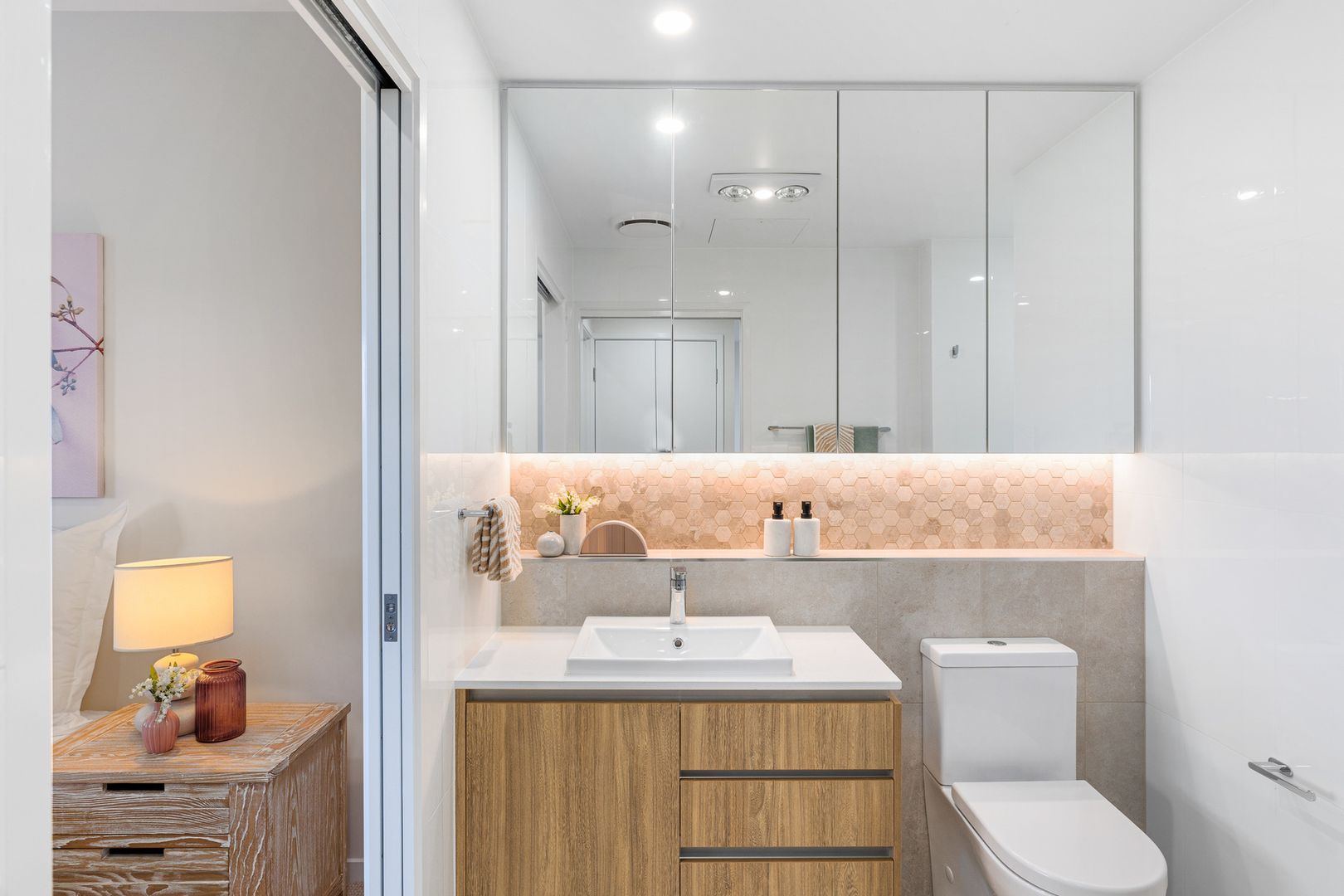Light, bright and spacious apartment