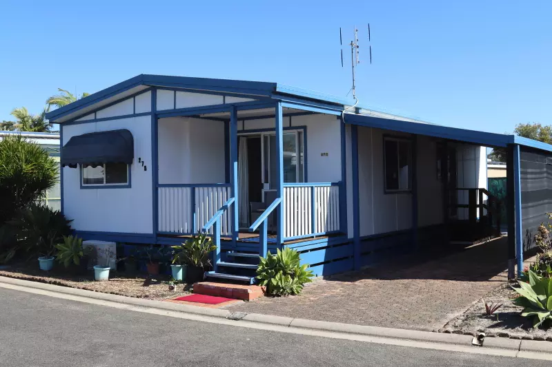 Tasman Holiday Park - North Star - Over 50's Residential Park