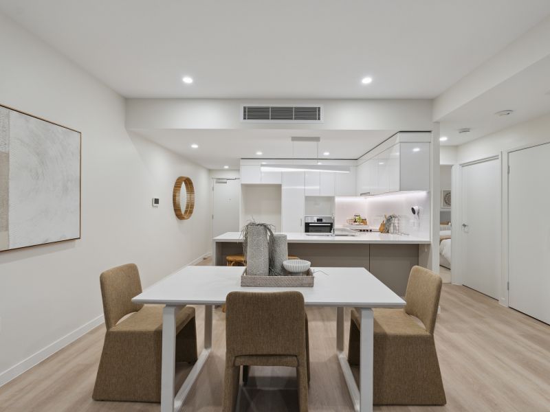 Low-maintenance two-bedroom apartment