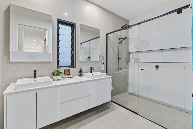 Site 261 - Established Kondalilla