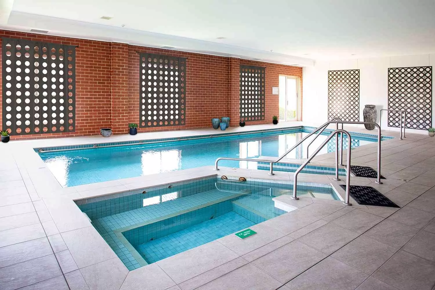 Gorgeous Villas, Close to Everything, Great Community, Keilor Village