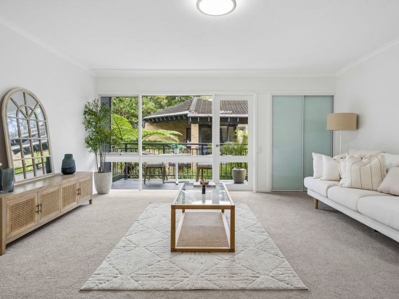 Beautiful light-filled villa in a sought-after location