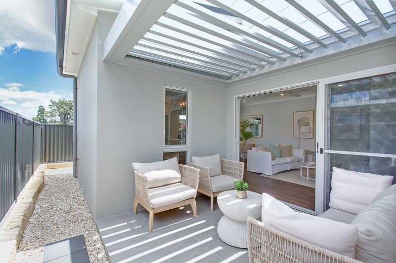 Find sanctuary between the country & the sea