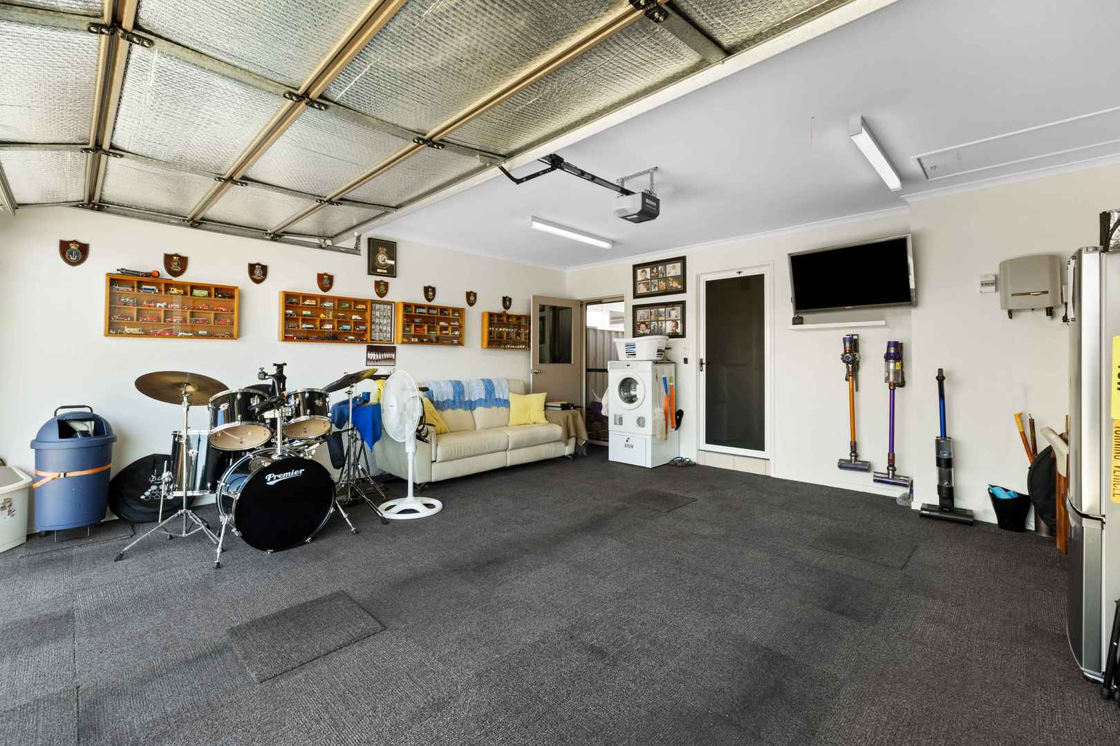 Well presented two bedroom plus study home in Palm Lake Resort Eagleby