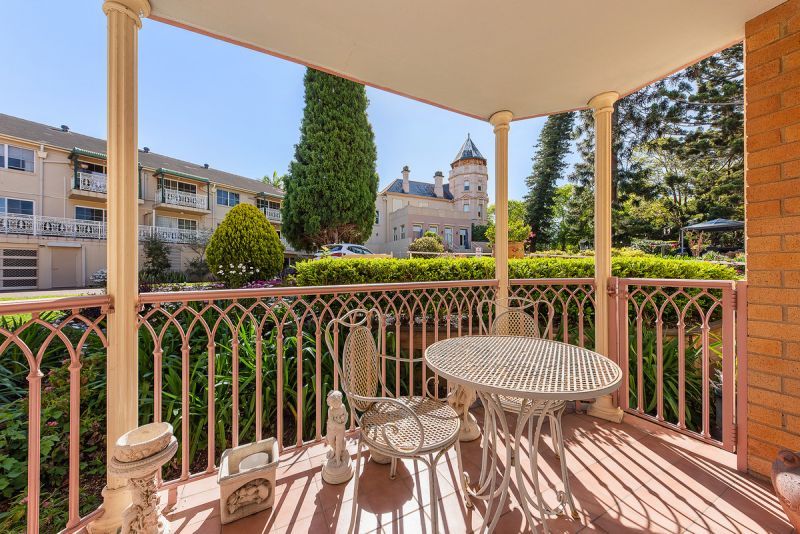 SUPERB SUNNY APARTMENT