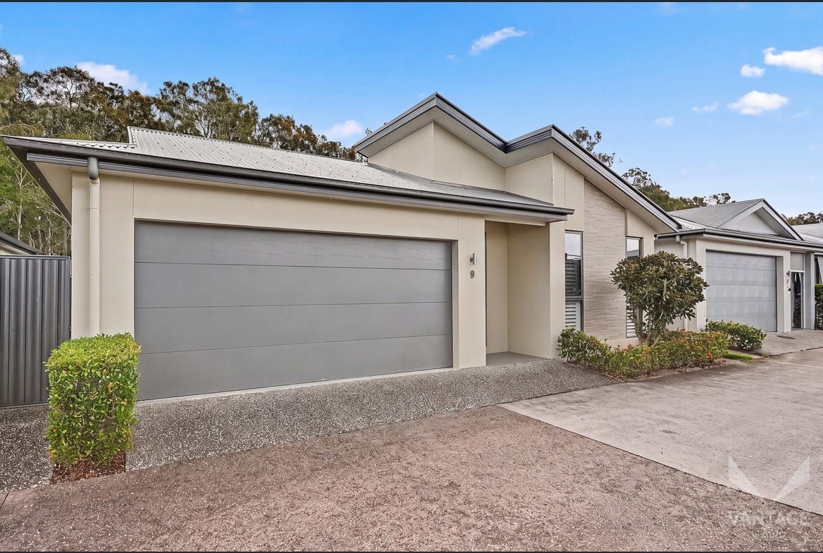 Stunning 3 Bed + 2 Car Garage in Luxury Resort-Syle Community
