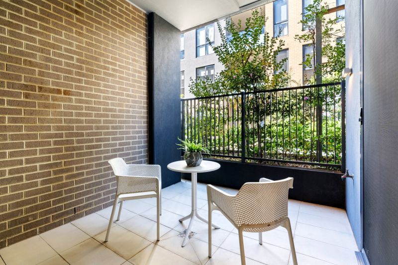 Apartment 40 Campbell Place - Retire in Style and Pets Welcome Too!