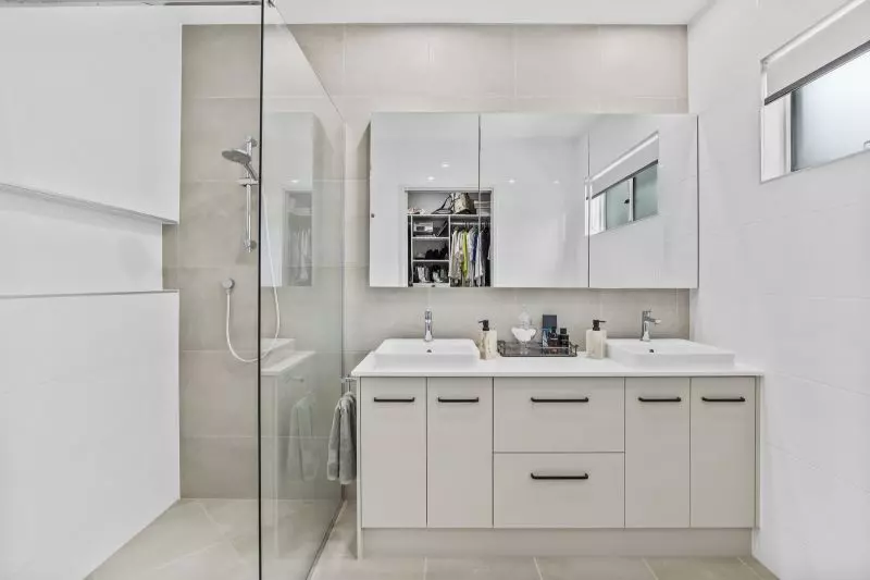 Site 148 - Established Kalbar