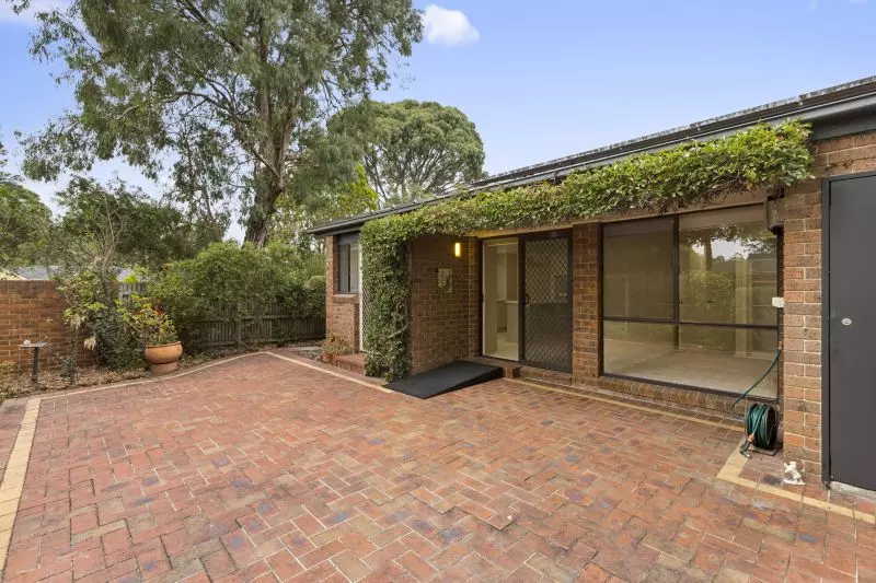 Garden-Wrapped Corner Home with Space and Privacy