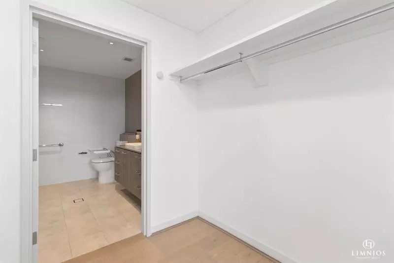 Stunning views from this 6th floor apartment!